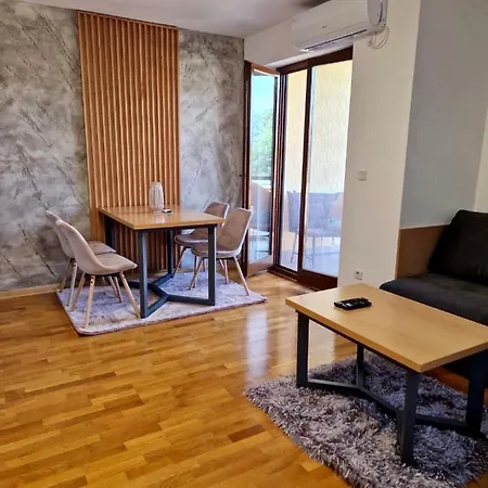Filiaki Apartment